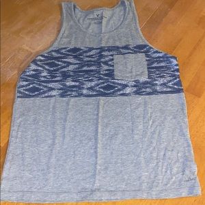 Sleeveless shirt